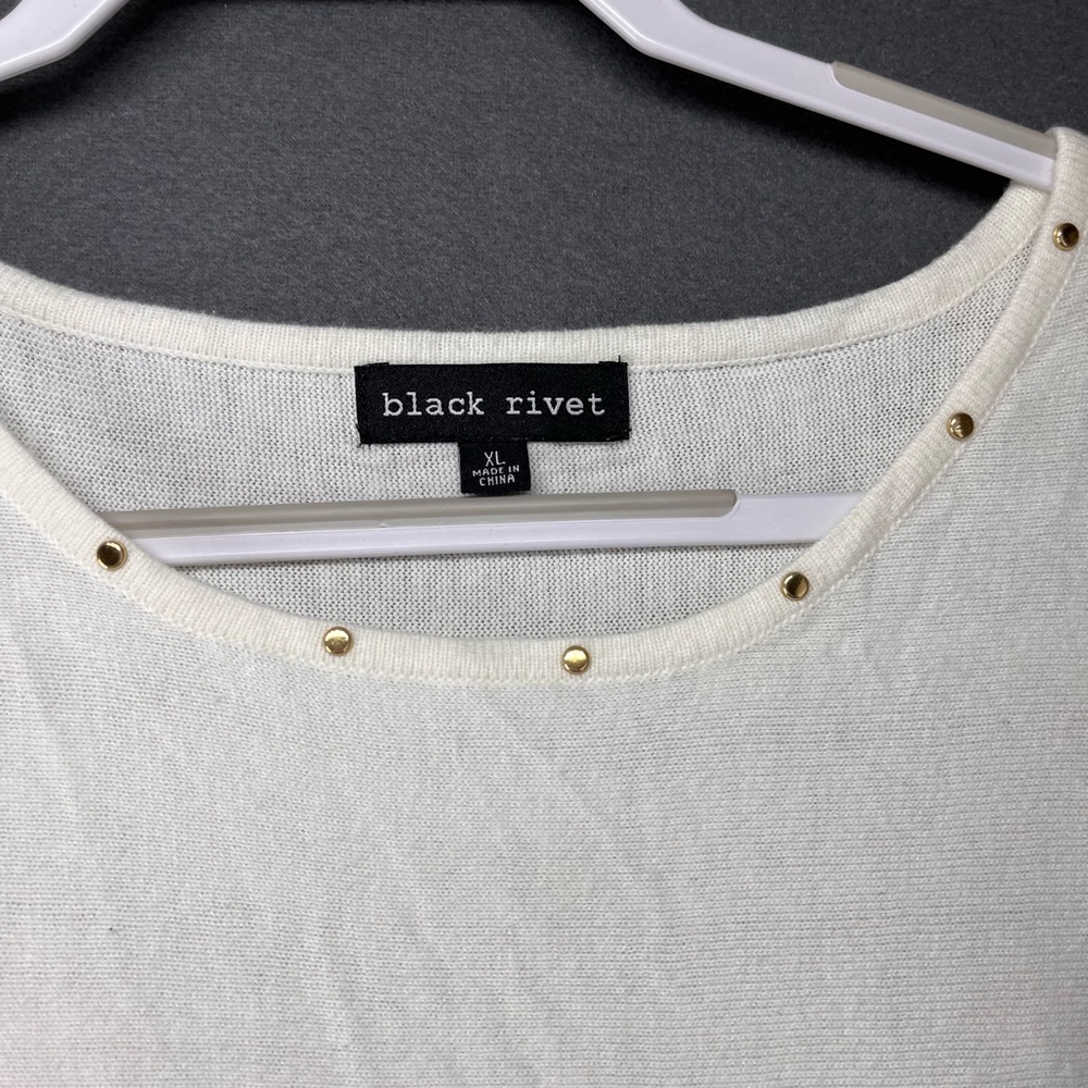 Black Rivet Ivory Stud-Trim Dolman Tunic Top - Picture 2 of 7